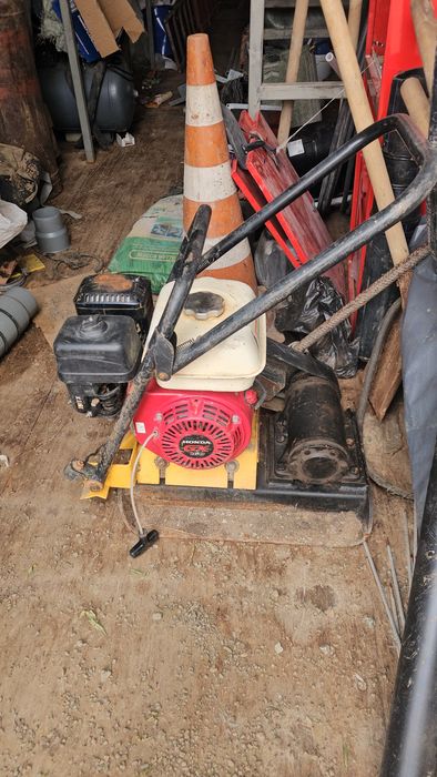 тромбовщик HONDA, бензиновый