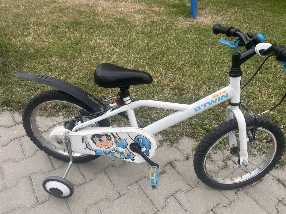 Vand bicicleta utilizata 3-5 ani in stare foarte buna !