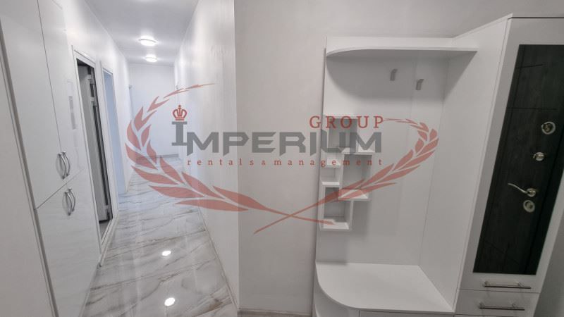 Дава се под наем Тристаен апартамент в Варна, Колхозен пазар - 90 кв.м за 612 € - Снимка #12