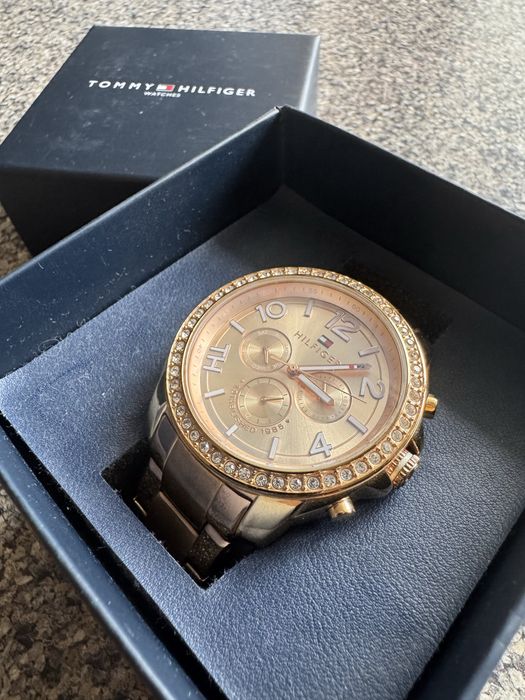 Ceas de damă Tommy Hilfiger – Model TH.233.3.34.1630S