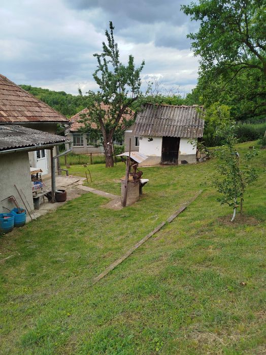 Casa de vânzare la țară