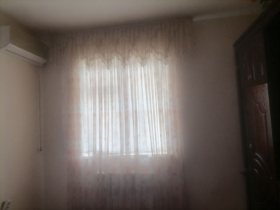 Уй сотилади. 1-хонали