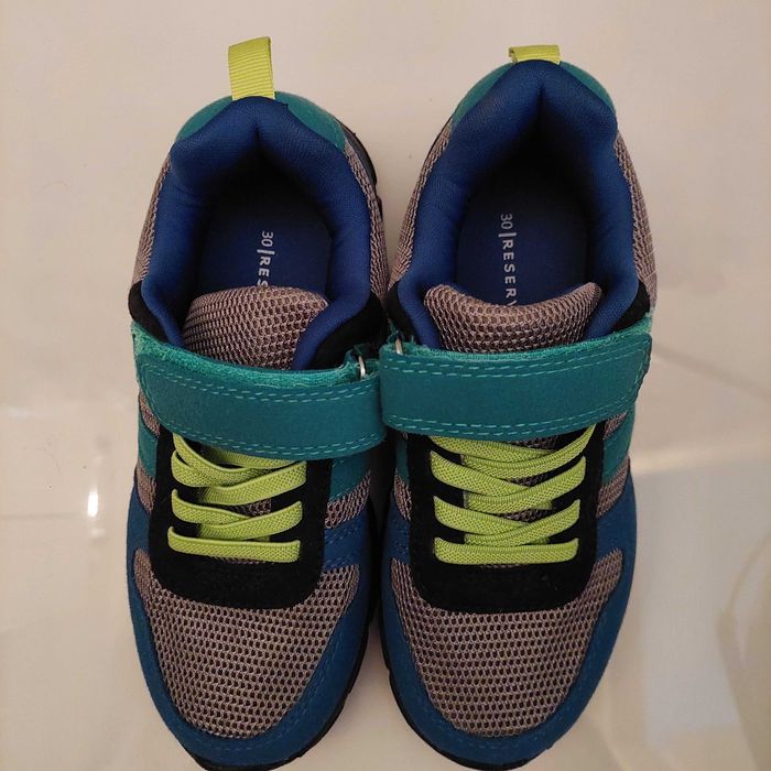 Adidasi Reserved marimea 30