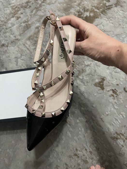 Женская обувь туфли