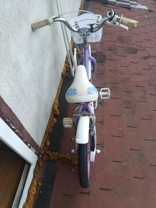 Bună ziua vănd bicicleta pentru copi