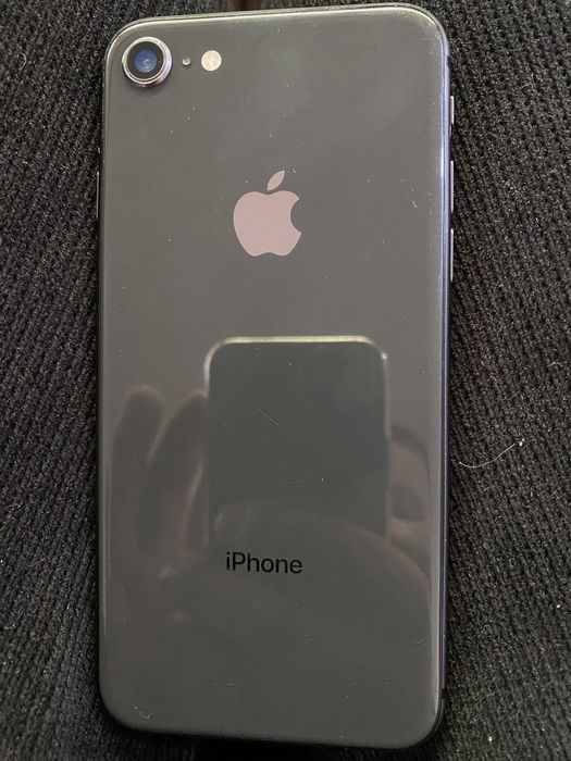 Iphone 8 LLA Holati zo’r