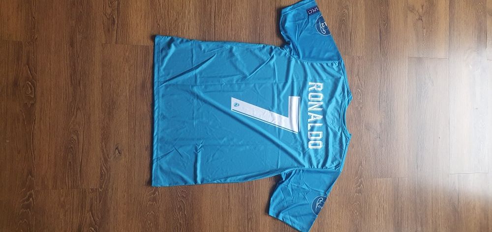 Tricou cu Cristiano Ronaldo la real madrid