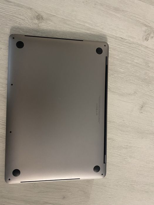 Macbook Pro A1989, Intel I7