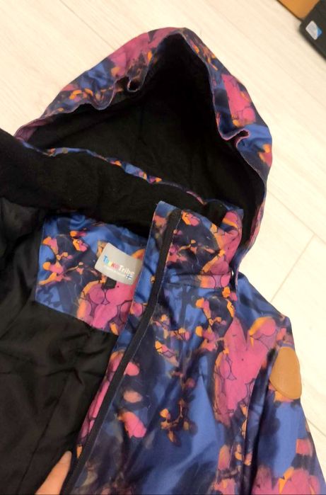 Куртка на девочку