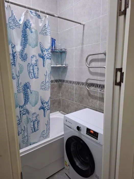 Сдаю Амалаз Сити 3 ком квартиру