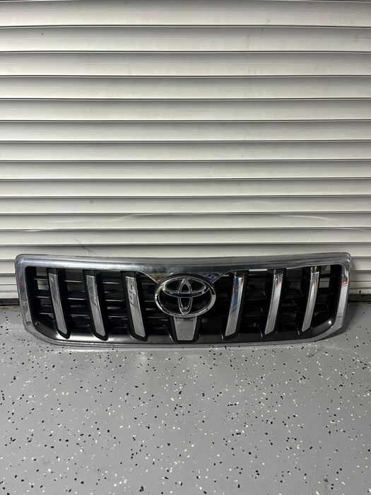 Решетка радиатора прадо 120