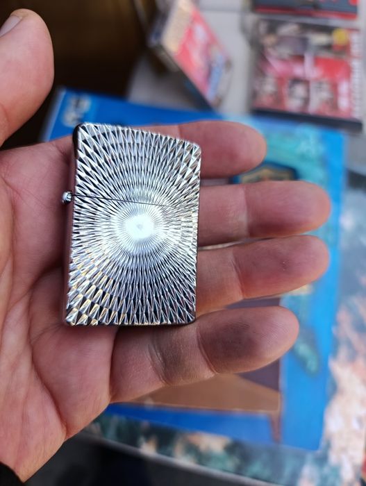 Фентибобельная зажигалка классная