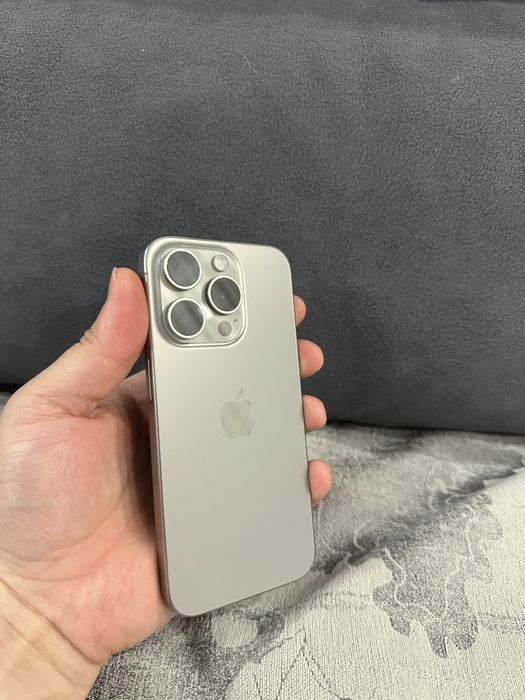 Продам iphone 15 pro 256gb