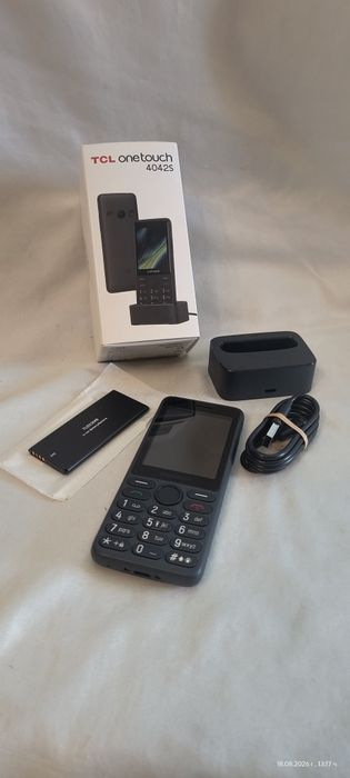 Чисто нов мобилен телефон TSL Onetouch 4042 S