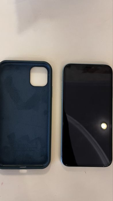IPhone 11 торг имеется