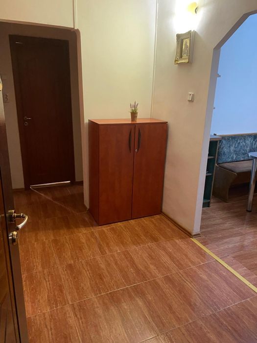 In chirie apartament. 2 camere