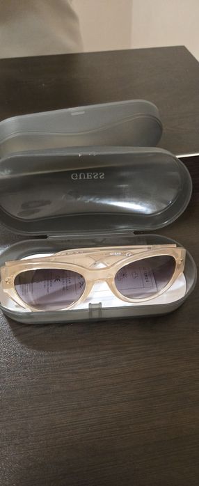 Очила Guess нови
