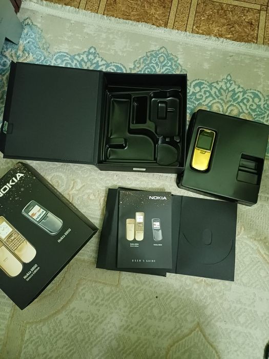 Nokia8800 сатылады