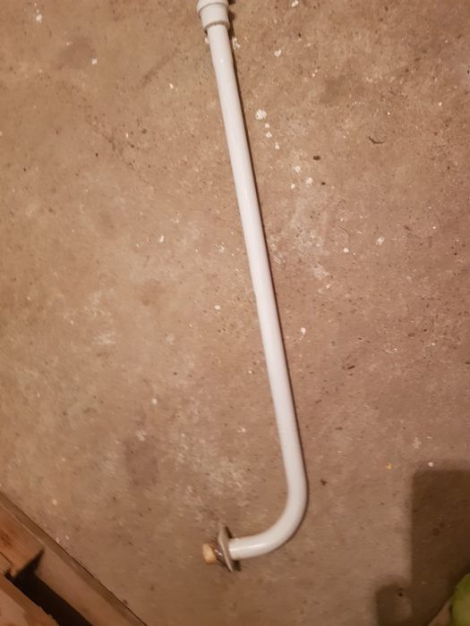 Vând bazin suspendat de plastic WC