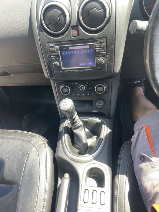 Nissan Qashqai +2 на части Нисан Кашкай +2