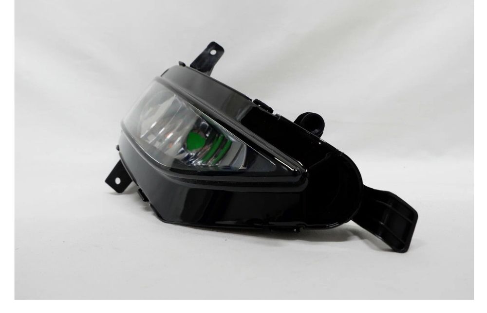 Противотуманная фара продам