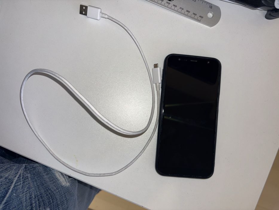 Samsung J6+ cu husa si cablu