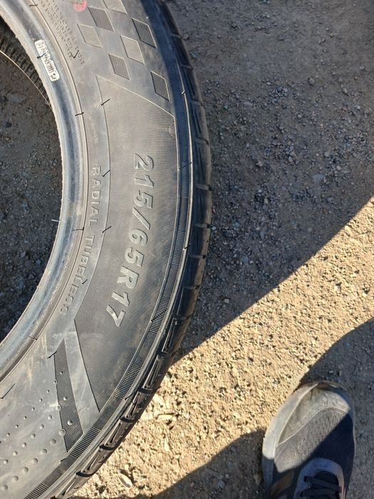 Продам резину на 17