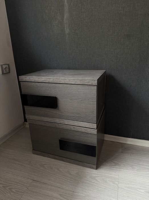 Гарбероб + две нощни шкафчета