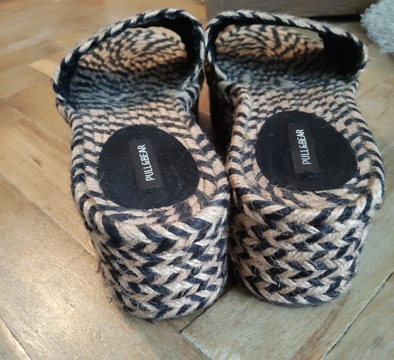 Sandale Pull&Bear din material textil, mărimea 37