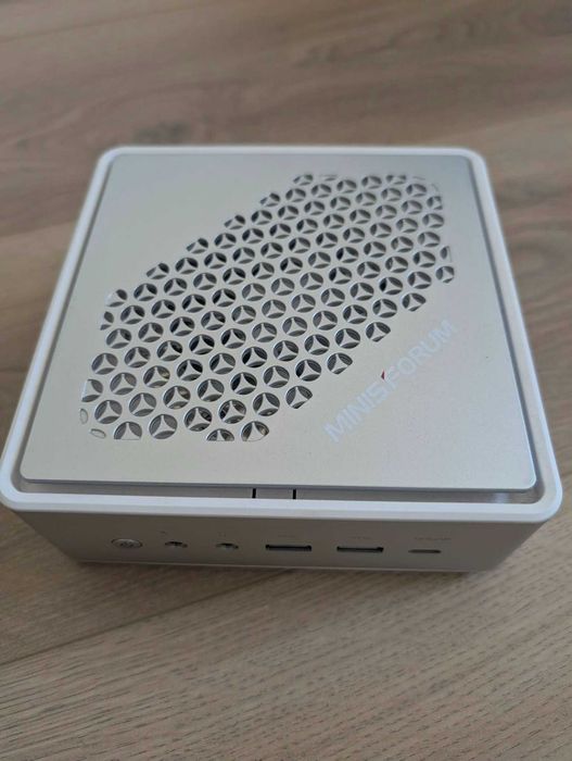 Мини компютър Minisforum HM90 - 32GB RAM, 512 SSD