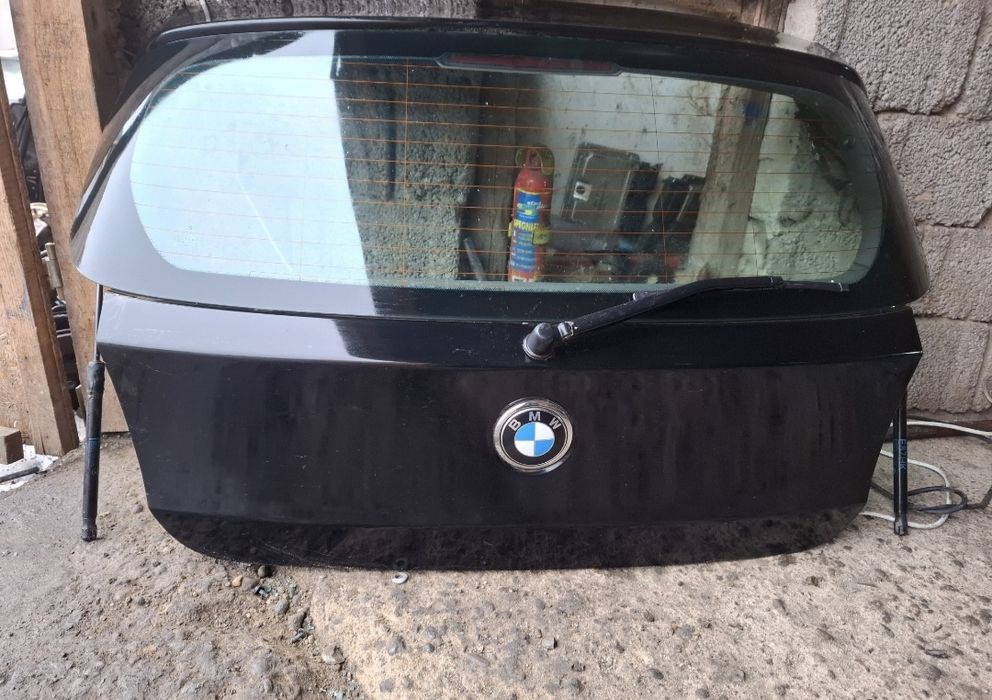 Haion Complet BMW e87 în stare impecabila fără rugină!