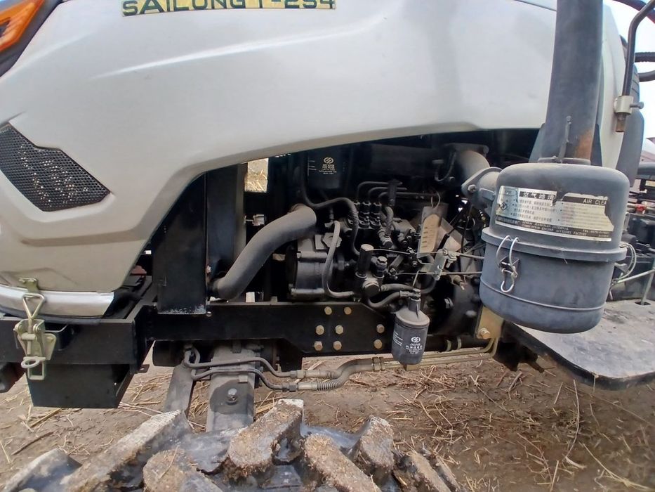 Трактор SAILONG-254