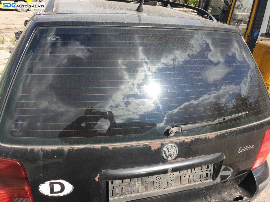 Luneta Geam Sticla de pe Hayon Haion Portbagaj Volkswagen Passat B5 B5.5 Break Combi 1997 - 2005 [LC0146]