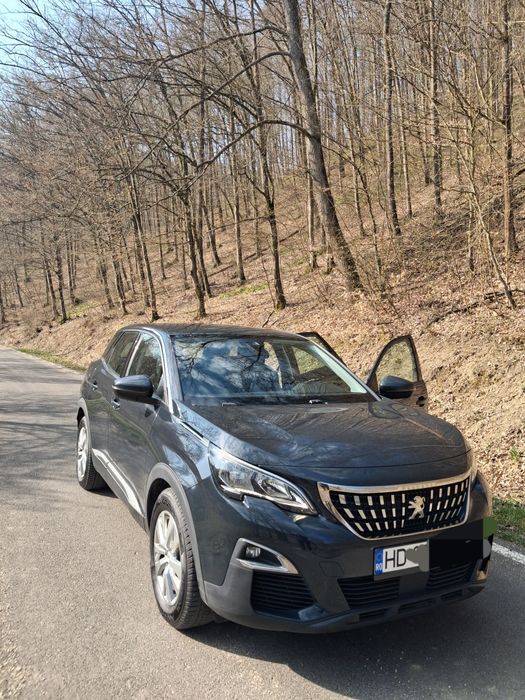 Vând  PEUGEOT 3008 1.5 HDI 131 CP
