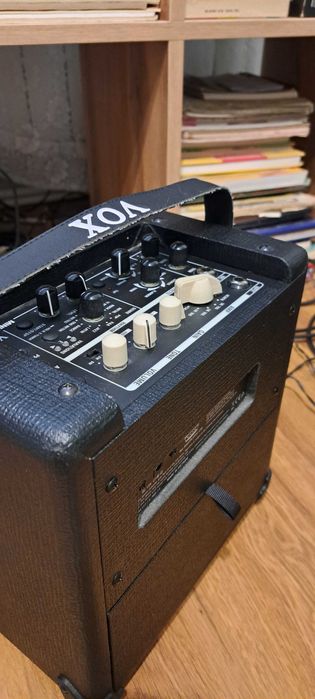 Кубе за китара VOX Mini5 Rhythm