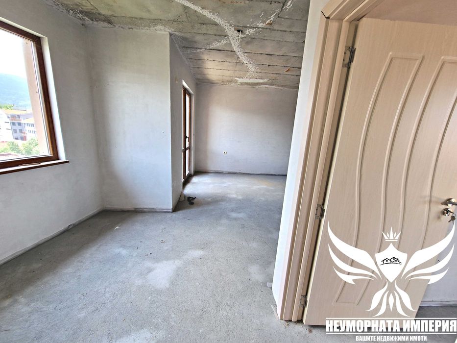 Продавам нов тристаен 110кв.м. 5ет. в гр.Асеновград, кв.Баба Тонка