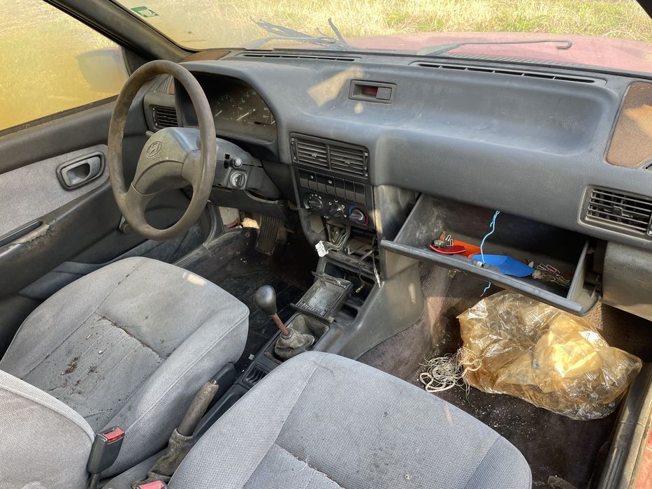 Hyundai Pony 1.3i 72hp На Части