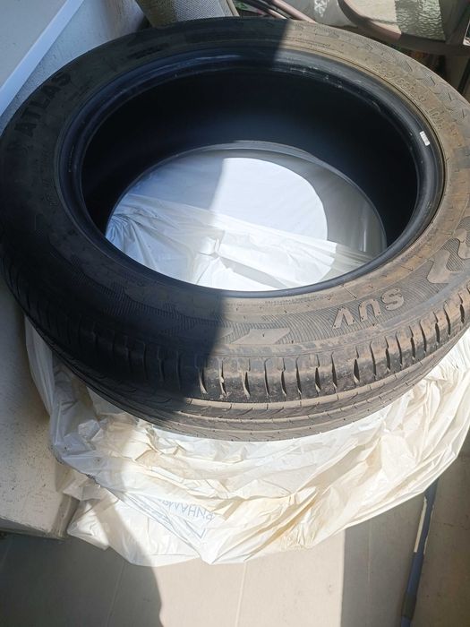 Гуми летни за СУВ 235/55 r19 - 101h M+S - 4 (четири) броя - 390 лв.