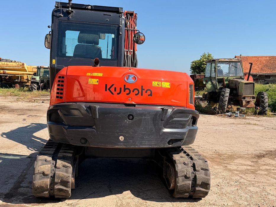 De Vanzare Escavator Kubota de8,5T an 2023 3 cupe Clima