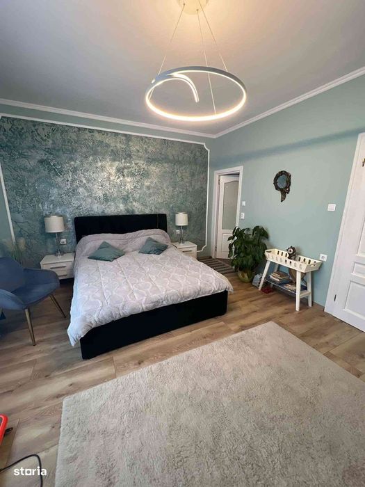 Casa singur in curte zona horea