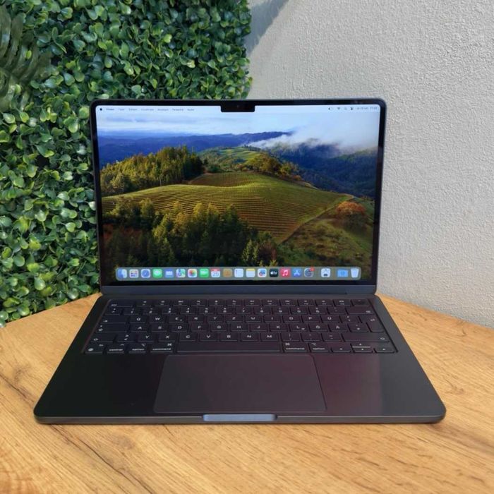 MacBook Air 13 M3 SSD 512GB RAM 8GB Midnight - GARANTIE 12 LUNI | TrueGSM