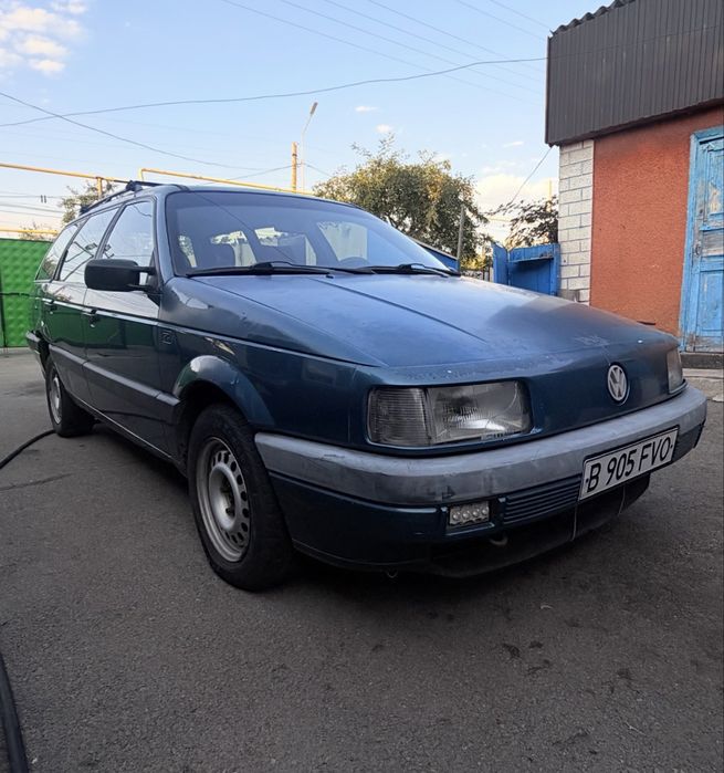 Volkswagen Passat B3 1991 г. В