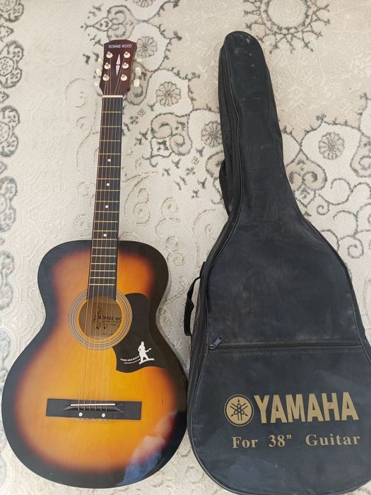 Гитара YAMAHA 38