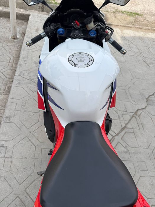 Honda 600SBR RR sport bike
