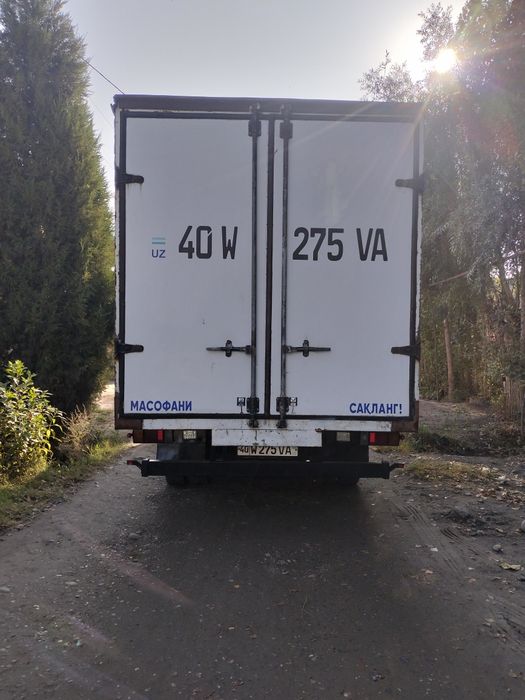 Isuziy 700 ming yurgan