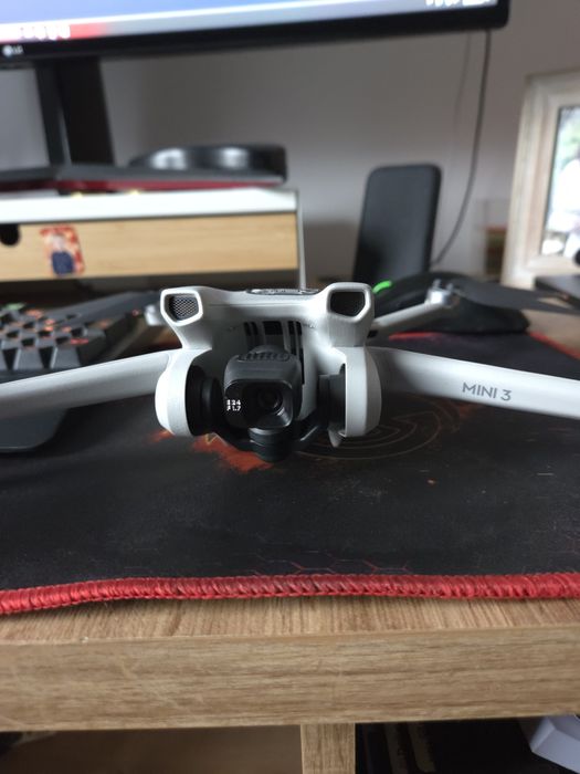DJI Mini 3 RC cu ecran
