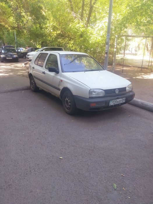Продам гольф 3  1,4
