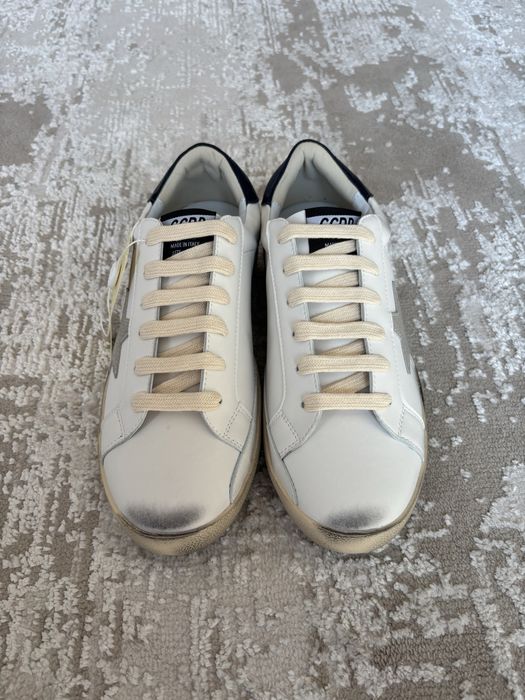 Продается новые Golden Goose.
