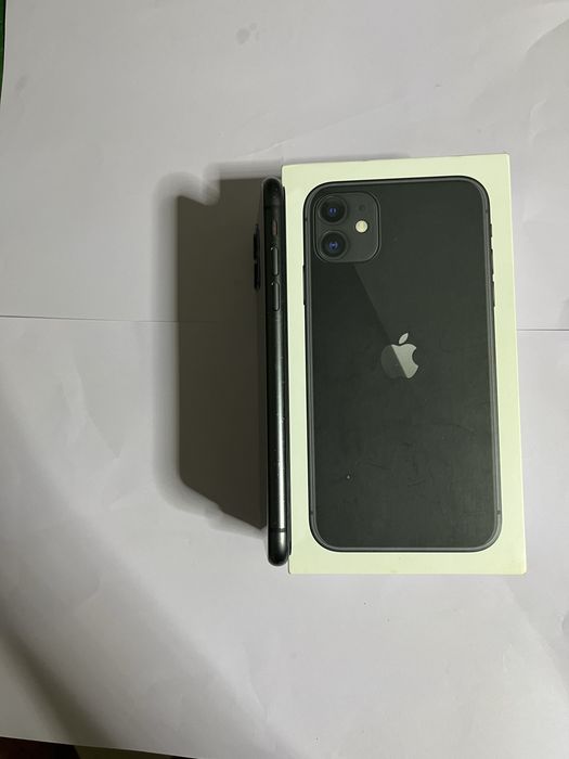 Iphone 11 чисто нов