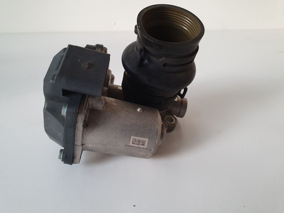 Vând clapeta EGR Audi A4 B8,5 FACELIFT CSUA cod 04L131501B/V400